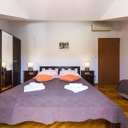 Holiday home Silvana By Interhome
